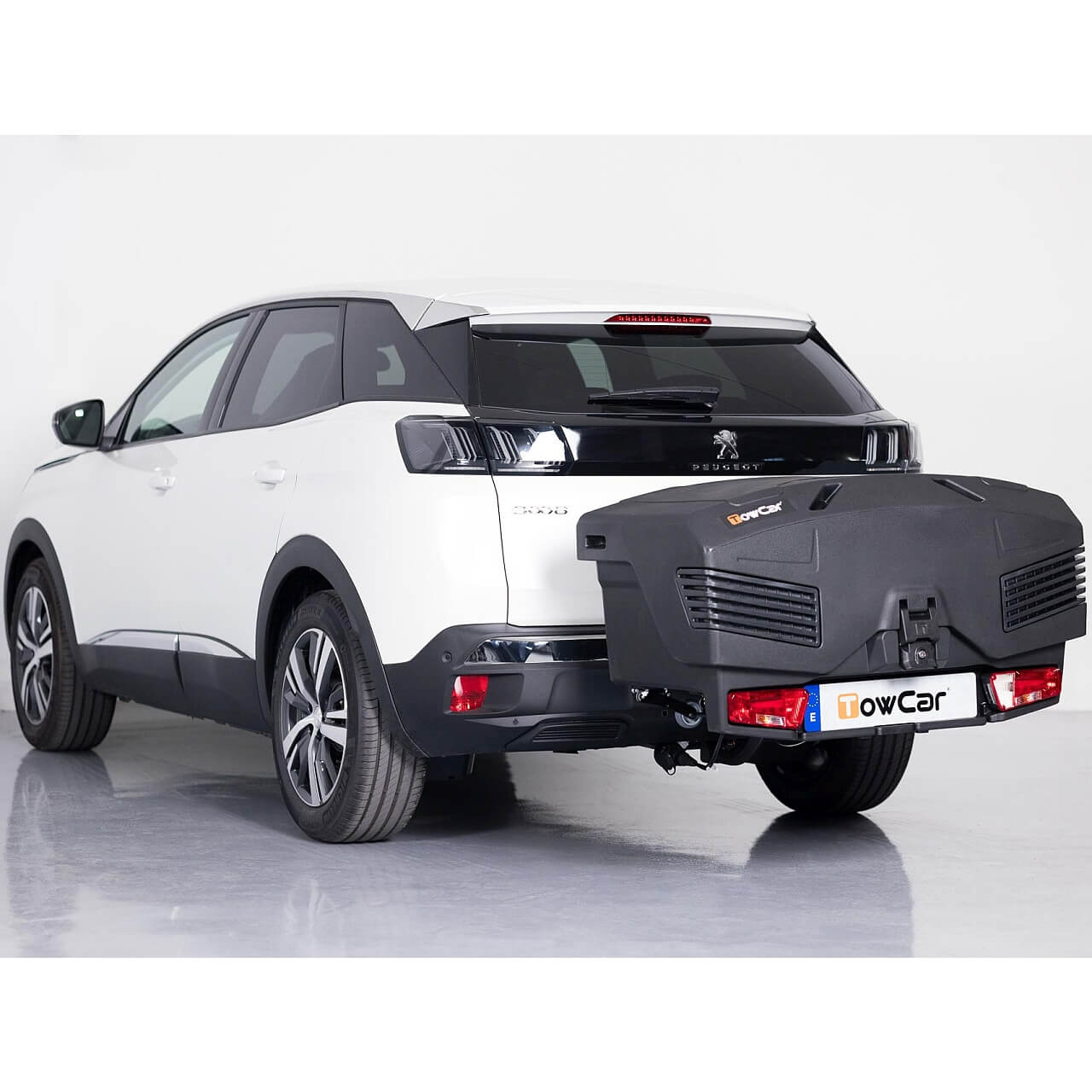 Автобоксът за теглич TowBox Evo е кутия, куфар, багажник за кросоувъри, джипове и SUV, хибридни или електрически с лесен достъп за товари като бебешки колички, инвалидни колички, куфари, косачки, материали, багаж Автобоксът за теглич TowBox Evo е кутия, куфар, багажник за кросоувъри, джипове и SUV, хибридни или електрически с лесен достъп за товари като бебешки колички, инвалидни колички, куфари, косачки, материали, багаж