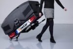 Автобоксът за теглич TowBox Evo е кутия, куфар, багажник за кросоувъри, джипове и SUV, хибридни или електрически с лесен достъп за товари като бебешки колички, инвалидни колички, куфари, косачки, материали, багаж