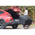 Автобоксът за теглич TowBox Evo е кутия, куфар, багажник за кросоувъри, джипове и SUV, хибридни или електрически с лесен достъп за товари като бебешки колички, инвалидни колички, куфари, косачки, материали, багаж